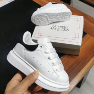 Adidasi MQ White