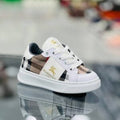Adidasi BUR White